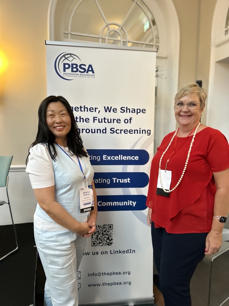 Birgitta Edlund och Jenny Reid pÄ PBSA Summit
